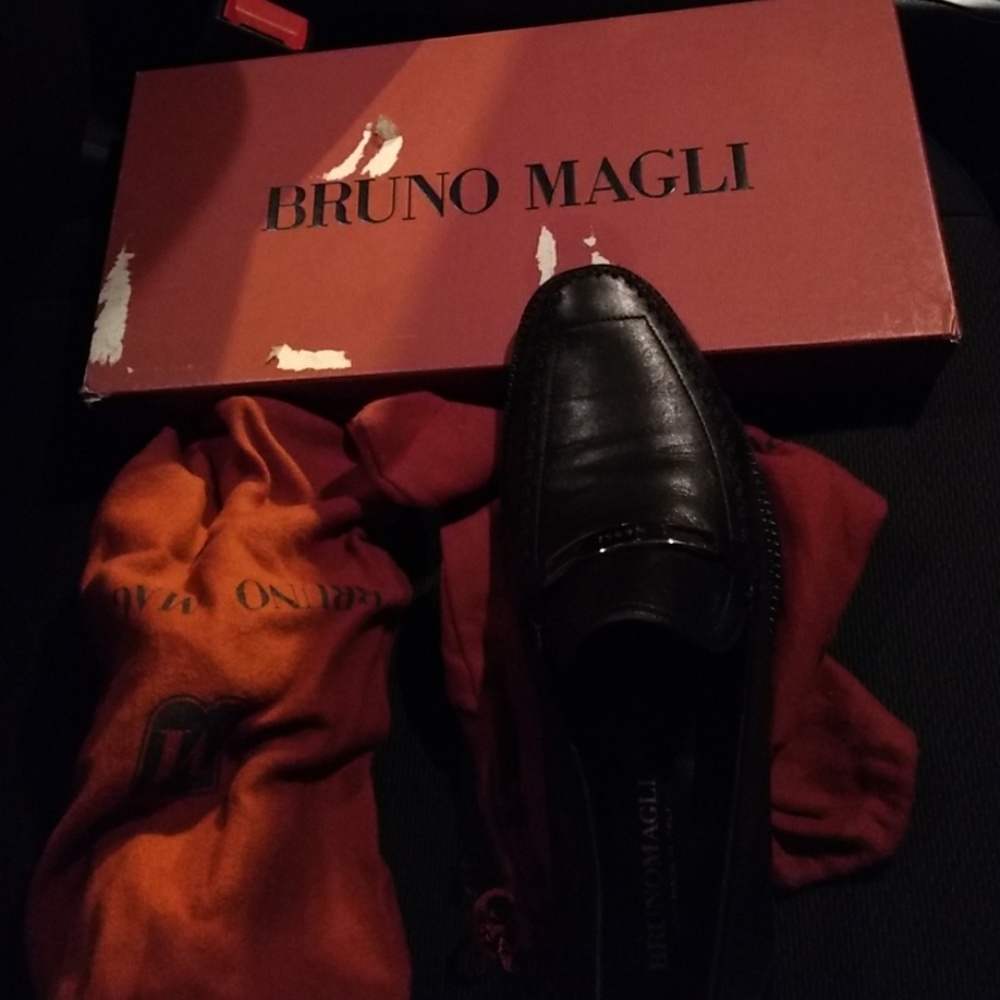 Bruno Magli shoes 8.5